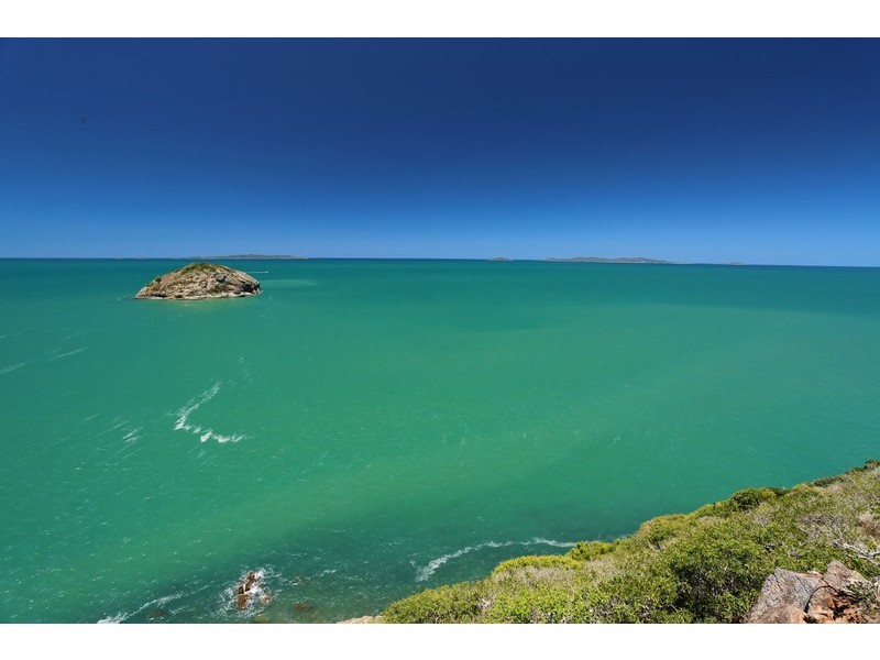 400 Scenic Highway, Rosslyn QLD 4703