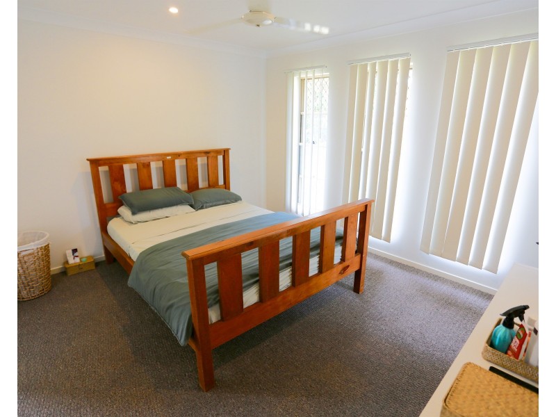 72 Cocoanut Point Drive, Zilzie QLD 4710