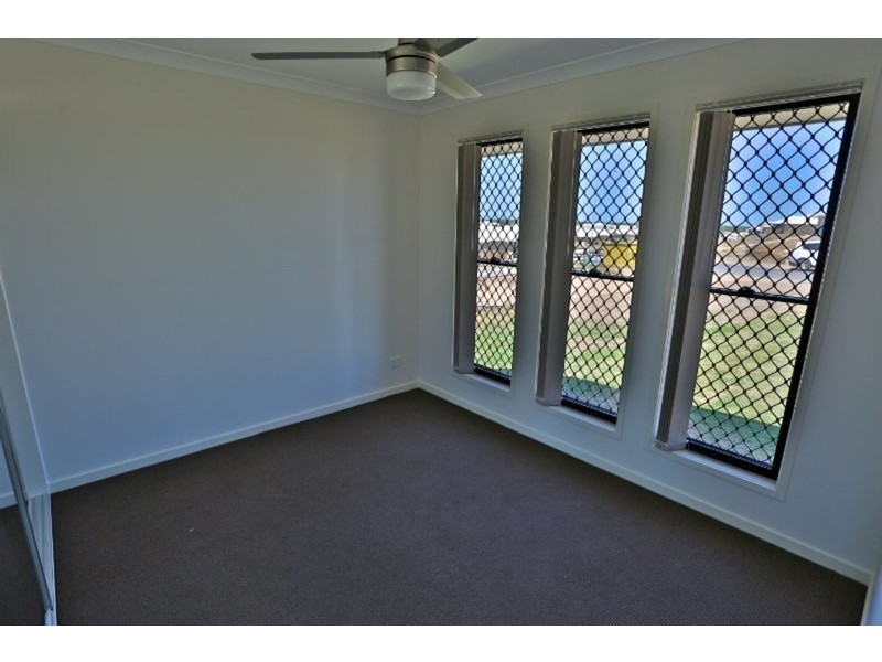 34 Falcon Crest, Emu Park QLD 4710