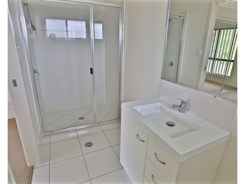 50 Falcon Crest, Zilzie QLD 4710