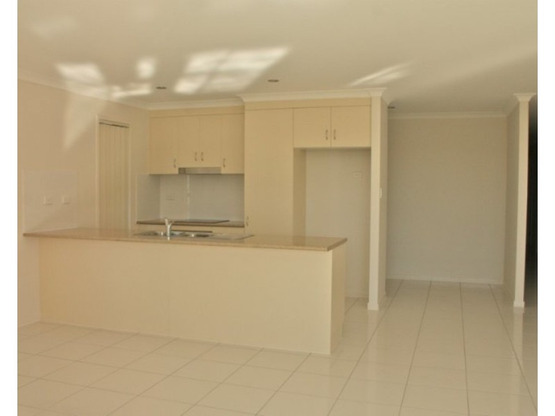 19 Falcon Crest, Zilzie QLD 4710