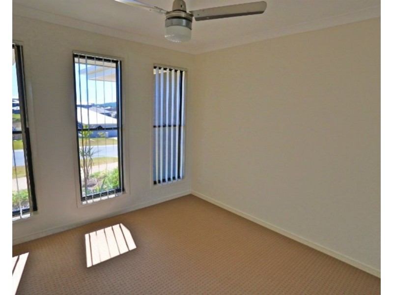 19 Falcon Crest, Zilzie QLD 4710
