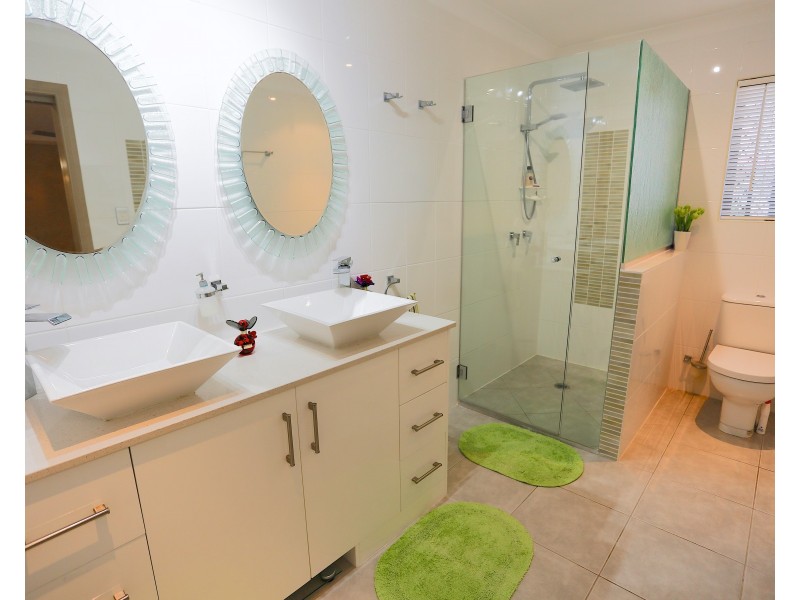 18 Esplanade, Zilzie QLD 4710