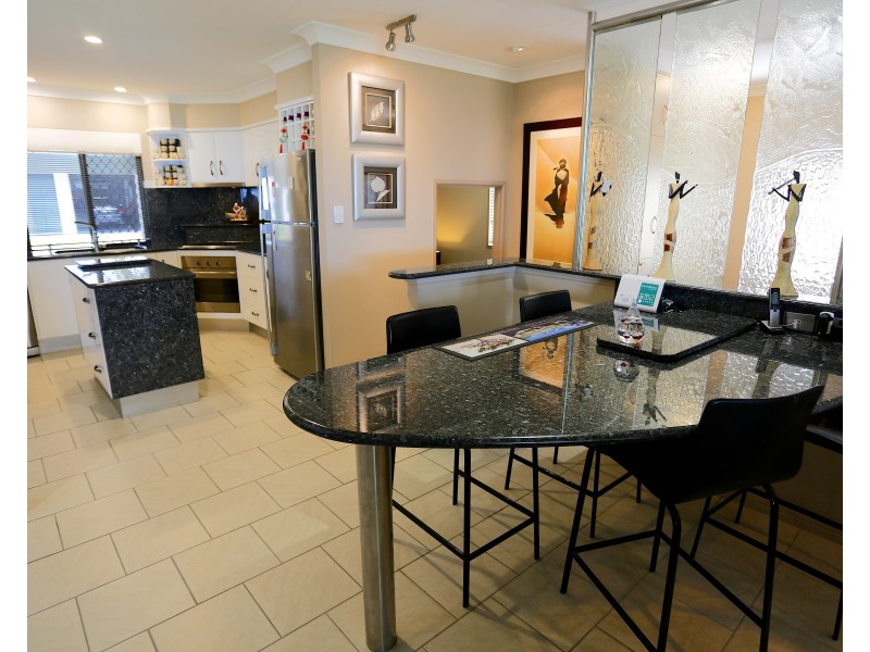 18 Esplanade, Zilzie QLD 4710