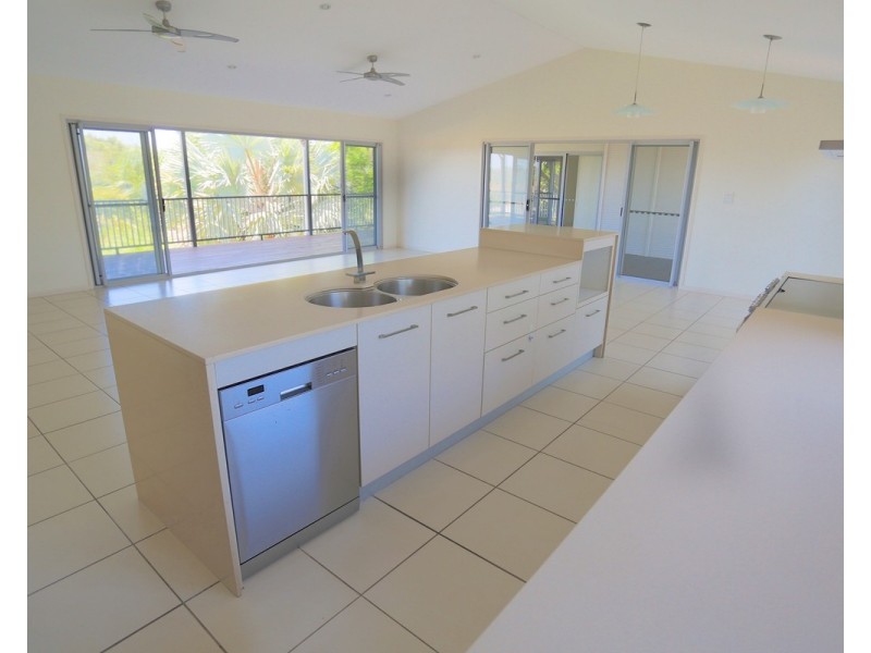 11 Gap Street, Emu Park QLD 4710