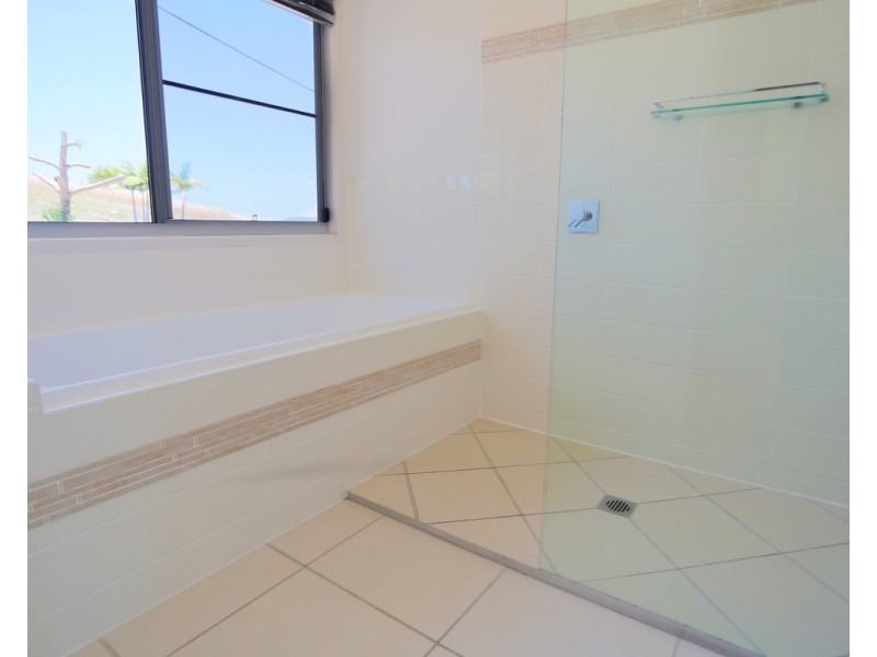 11 Gap Street, Emu Park QLD 4710