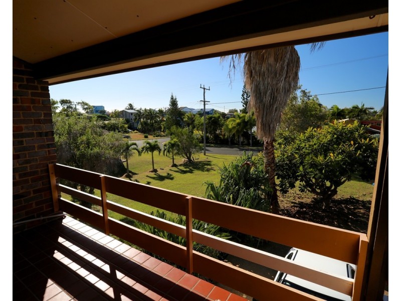 2/44 Ferguson Street, Emu Park QLD 4710