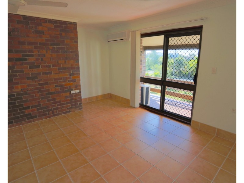 2/44 Ferguson Street, Emu Park QLD 4710