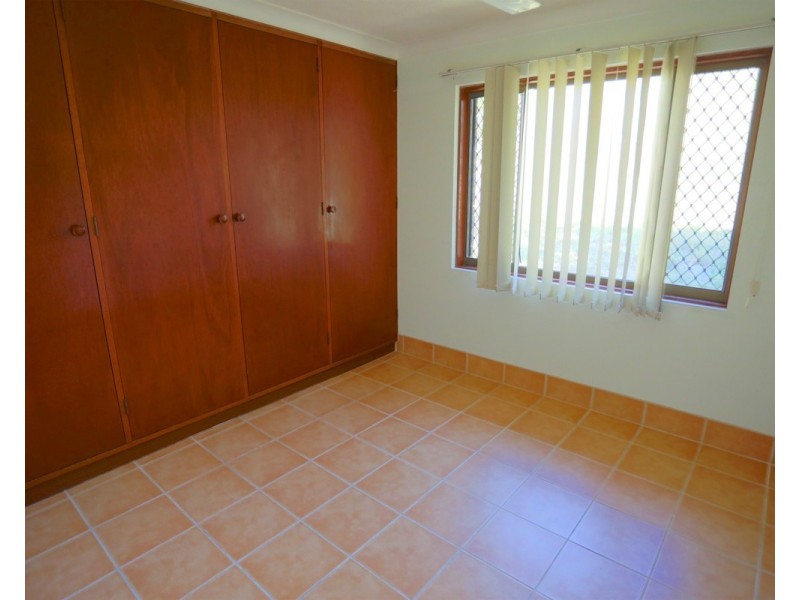 2/44 Ferguson Street, Emu Park QLD 4710