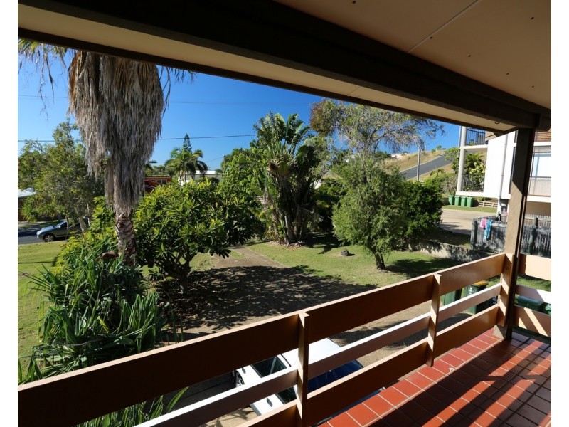 2/44 Ferguson Street, Emu Park QLD 4710