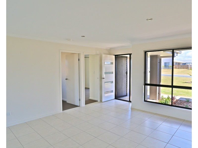 27 Timbers Beach Road, Zilzie QLD 4710