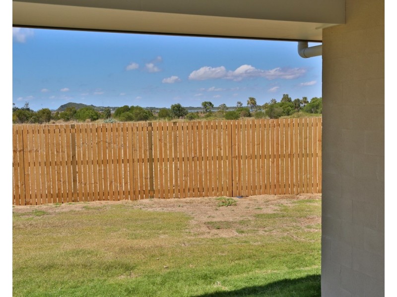 27 Timbers Beach Road, Zilzie QLD 4710