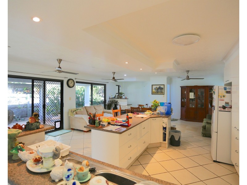 62 Larnach Street, Zilzie QLD 4710