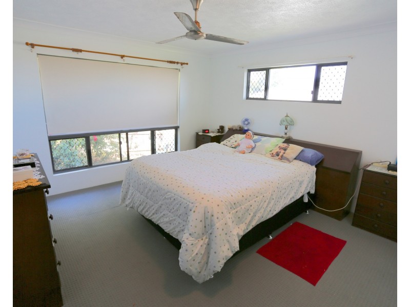 62 Larnach Street, Zilzie QLD 4710