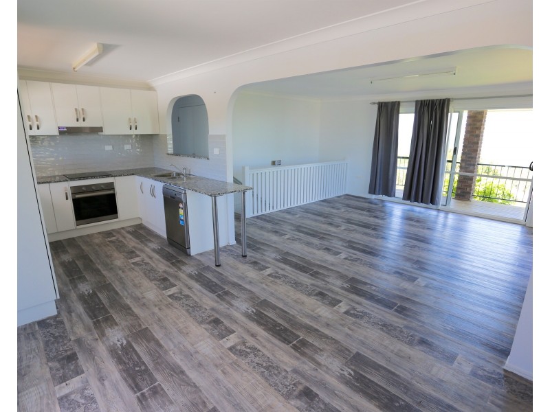 118 Archer Street, Emu Park QLD 4710