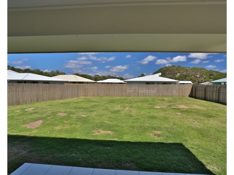 21 Outrigger Drive, Mulambin QLD 4703