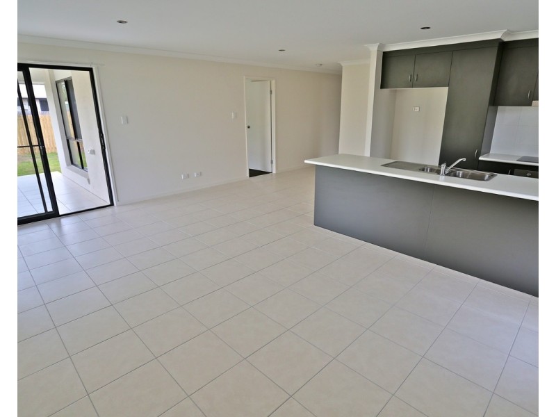 26 Amalfi Drive, Zilzie QLD 4710