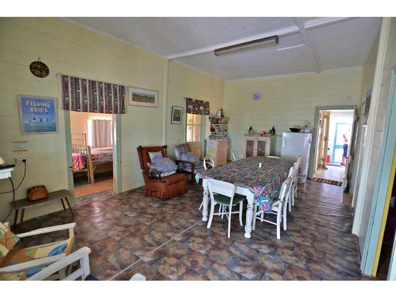 7 Bright Street, Emu Park QLD 4710