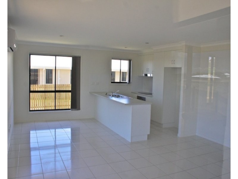 24 Falcon Crest, Zilzie QLD 4710