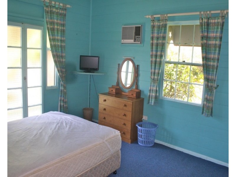 29 Kennedy Street, Emu Park QLD 4710