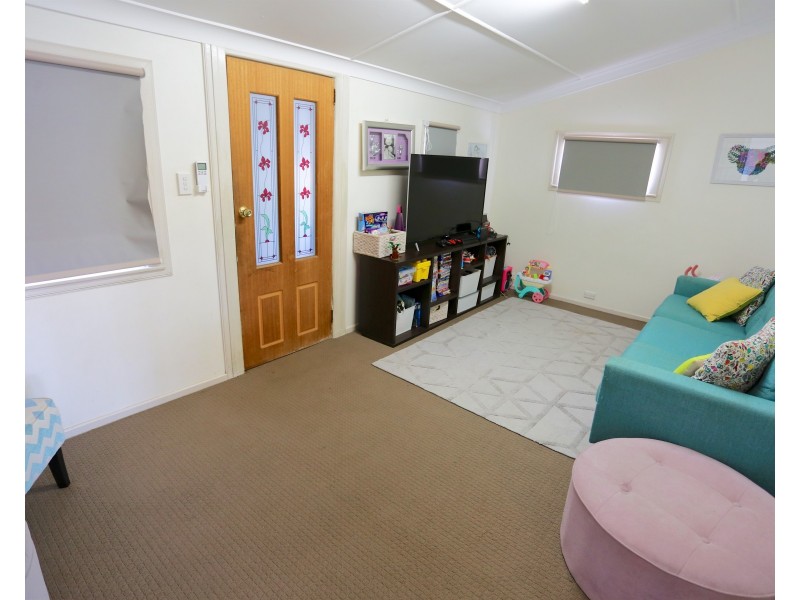 40 Richard Street, Emu Park QLD 4710