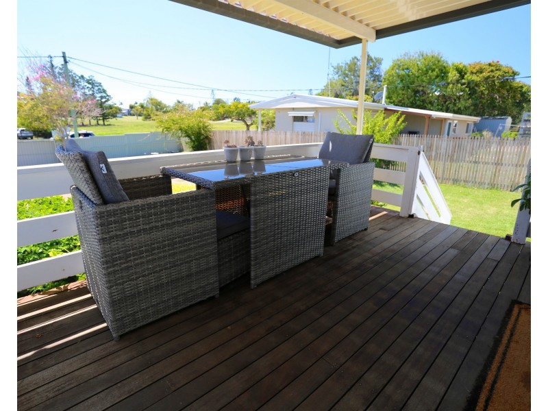 40 Richard Street, Emu Park QLD 4710