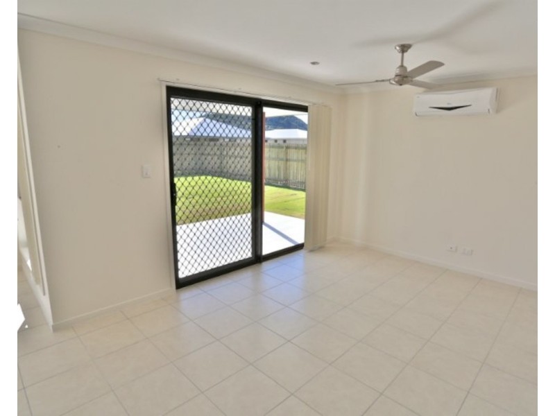 9 Beachside Circuit, Mulambin QLD 4703