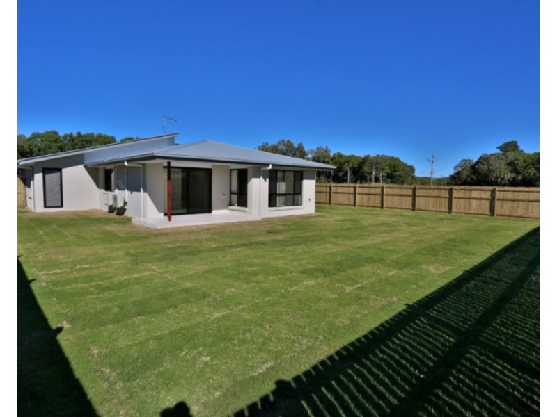 9 Beachside Circuit, Mulambin QLD 4703
