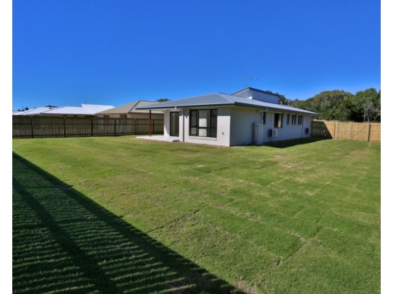 9 Beachside Circuit, Mulambin QLD 4703