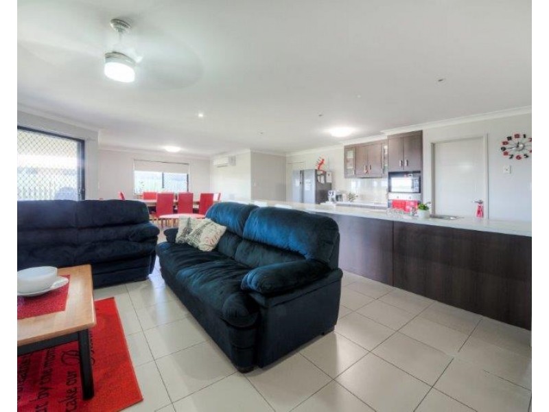 18 Timbers Beach Road, Zilzie QLD 4710