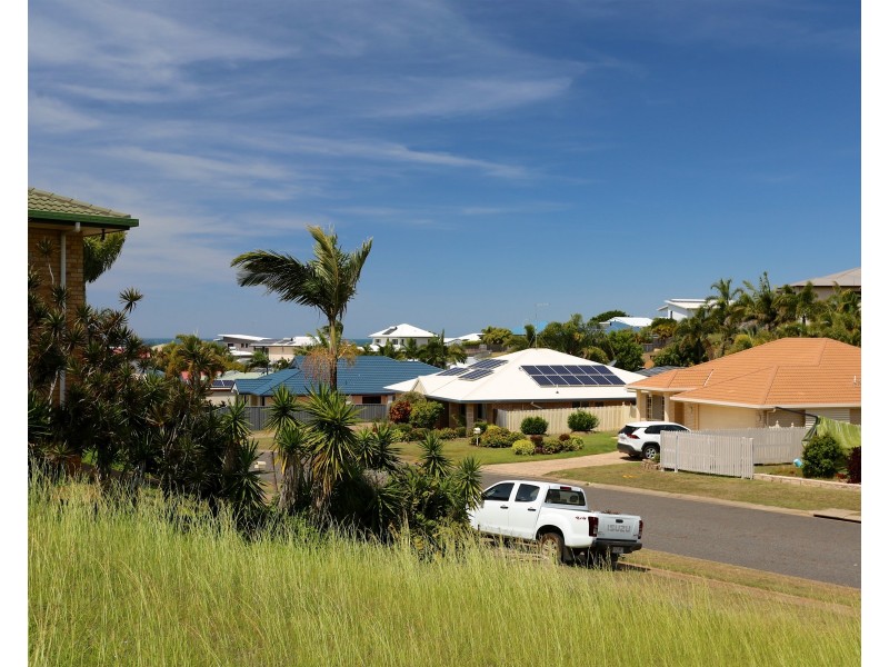 13 Haven Road, Emu Park QLD 4710
