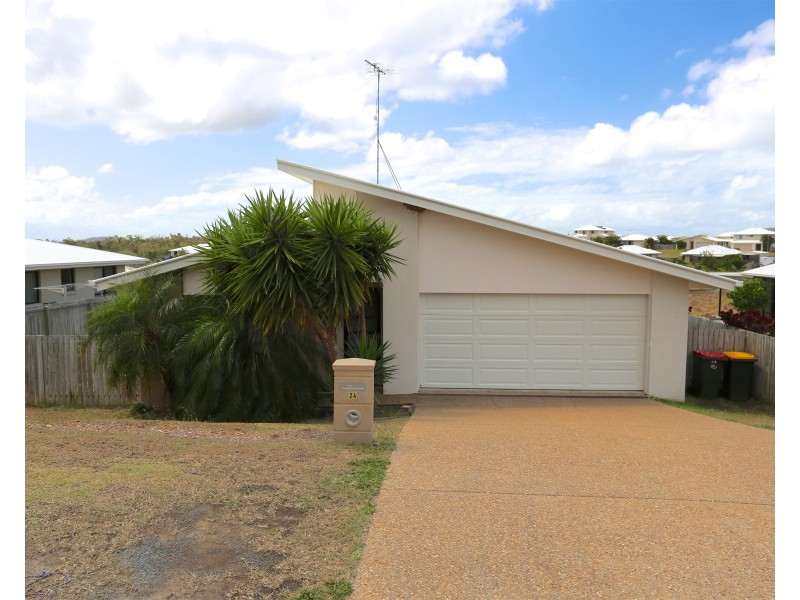 24 Falcon Crest, Zilzie QLD 4710