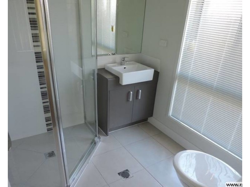 11 Waterpark Drive, Mulambin QLD 4703