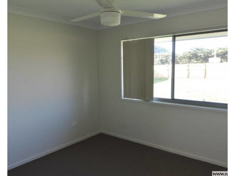 11 Waterpark Drive, Mulambin QLD 4703