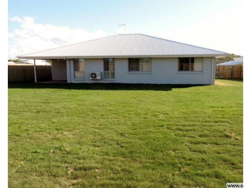 11 Waterpark Drive, Mulambin QLD 4703