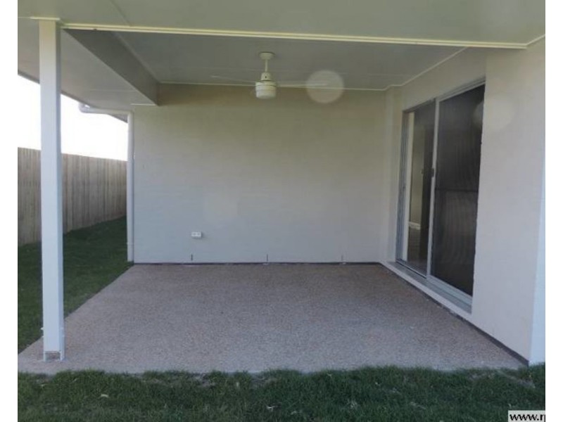 11 Waterpark Drive, Mulambin QLD 4703