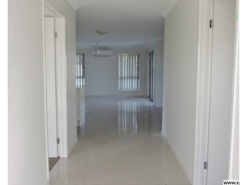 11 Waterpark Drive, Mulambin QLD 4703