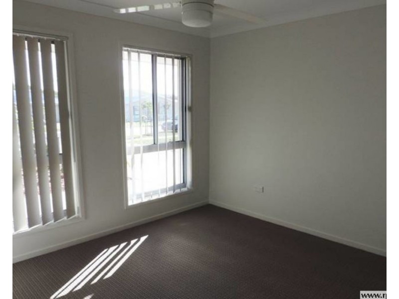 11 Waterpark Drive, Mulambin QLD 4703