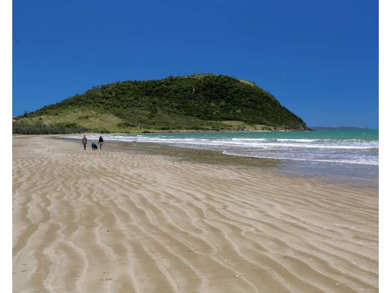 11 Waterpark Drive, Mulambin QLD 4703