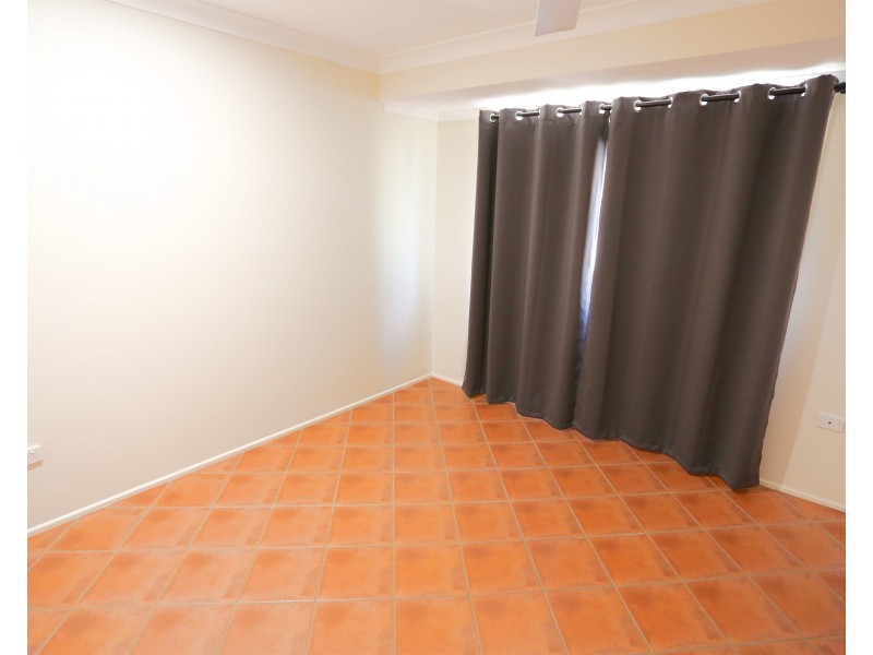 7 Larnach Street, Zilzie QLD 4710