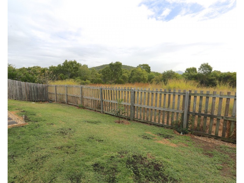 72 Cocoanut Point Drive, Zilzie QLD 4710