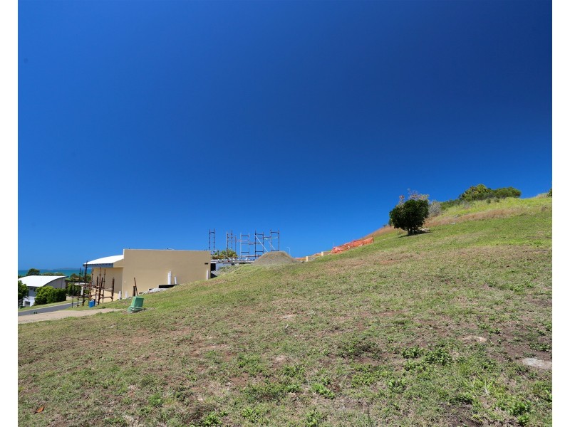 12 Paradise Way, Emu Park QLD 4710