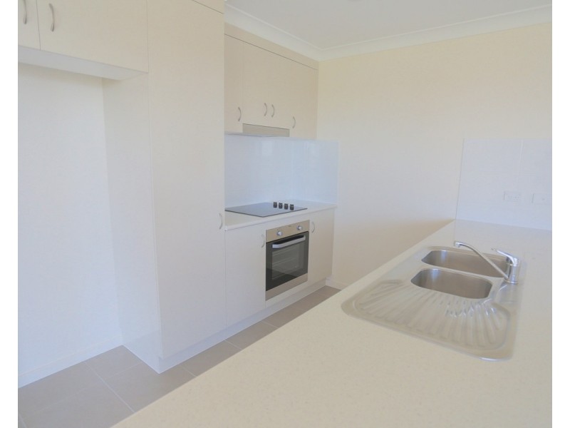 1 Barclay Avenue, Zilzie QLD 4710