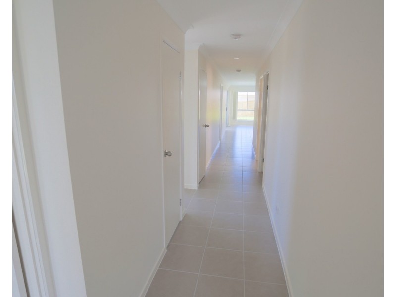 1 Barclay Avenue, Zilzie QLD 4710