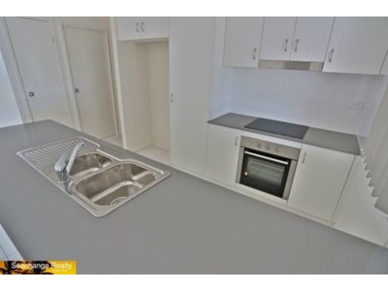 31 Falcon Crest, Emu Park QLD 4710