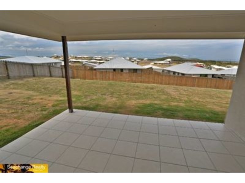 31 Falcon Crest, Emu Park QLD 4710