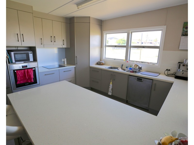 6 Esplanade, Zilzie QLD 4710