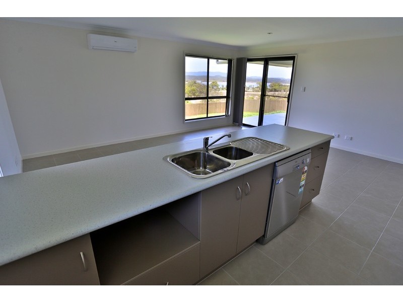 44 Falcon Crest, Zilzie QLD 4710