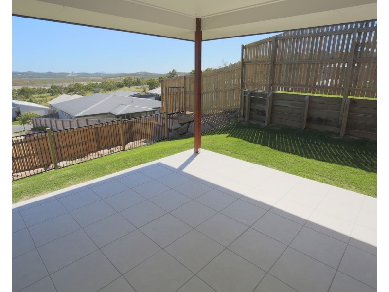 7 Ocean View Drive, Zilzie QLD 4710