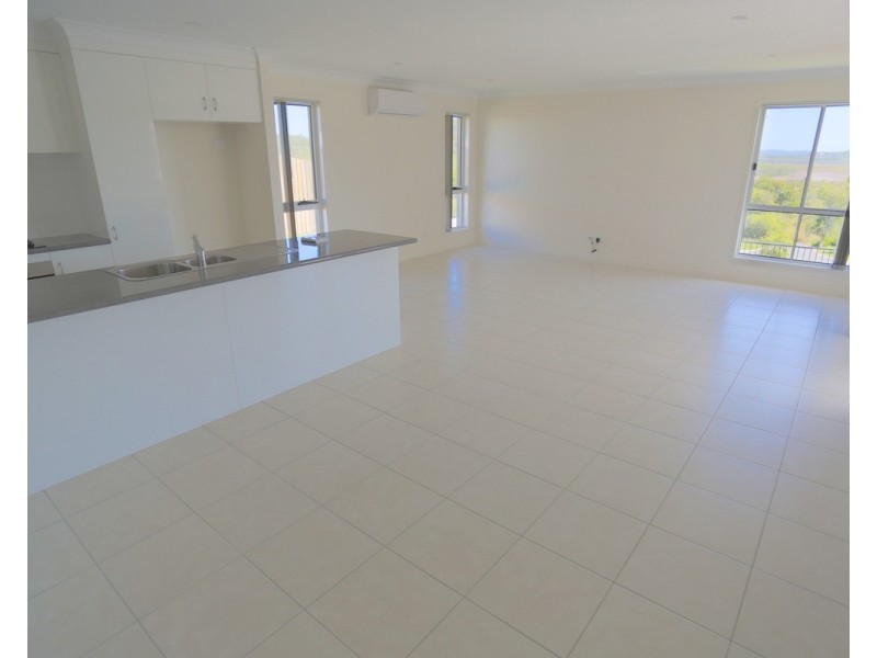 7 Ocean View Drive, Zilzie QLD 4710